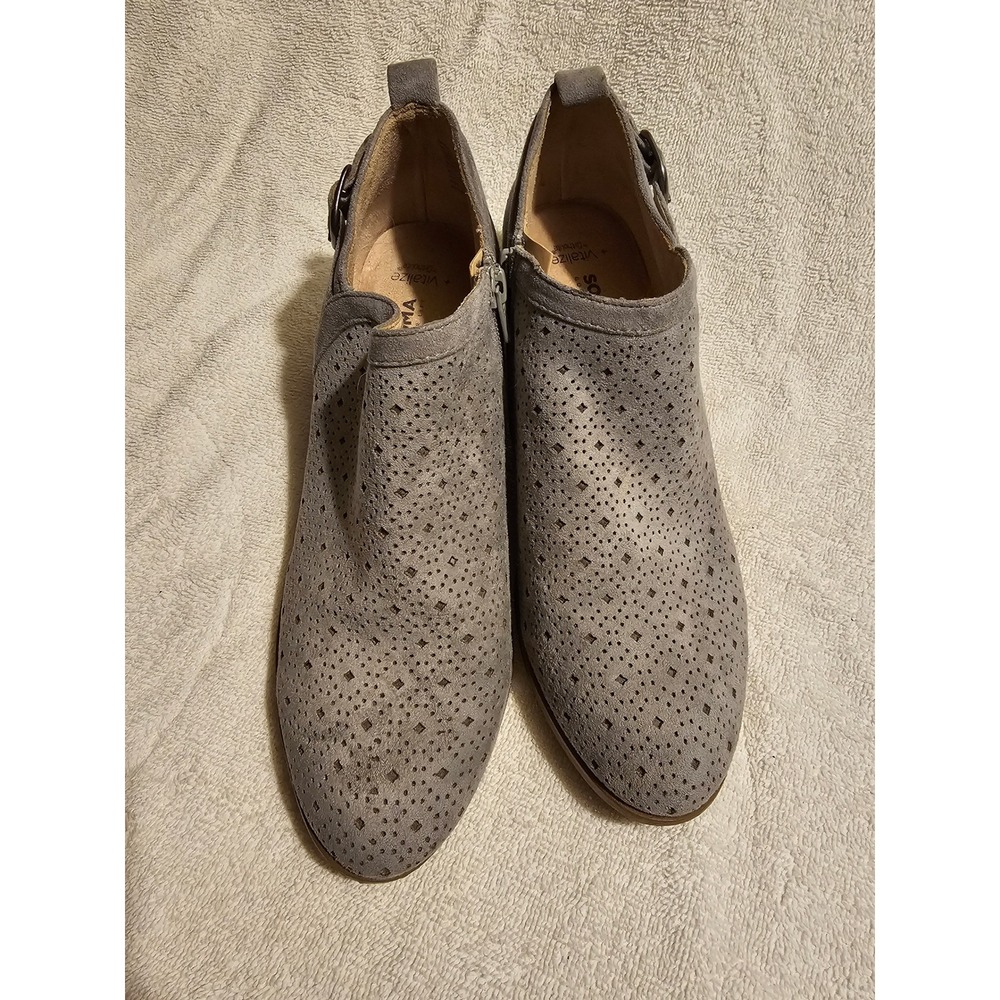 Sonoma Womens Gray Perforated Ankle Booties Side Zip Buckle Detail Size 9.5